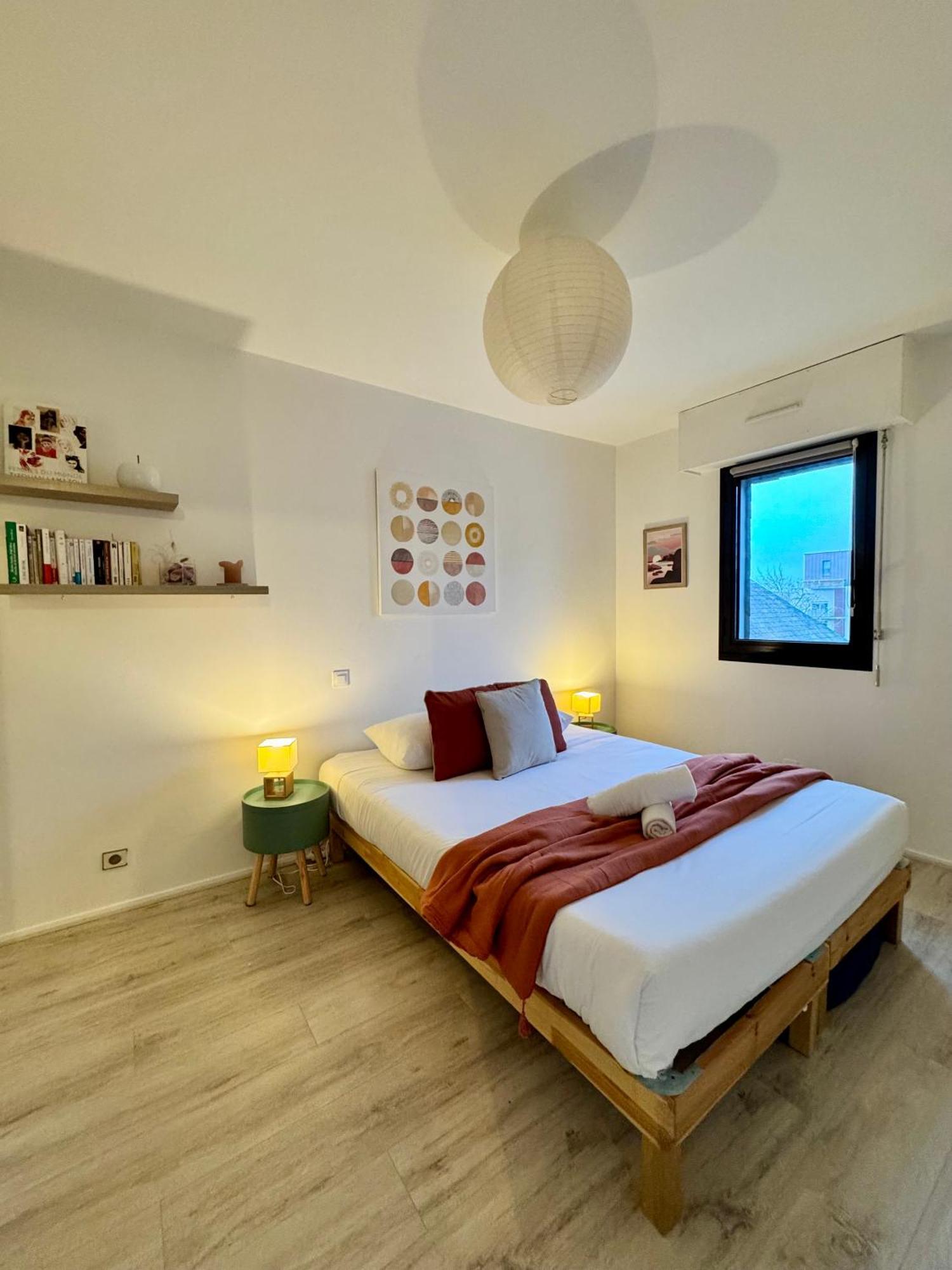 Appartement Le Nantais, Centre De Rennes Avec Garage Prive Extérieur photo